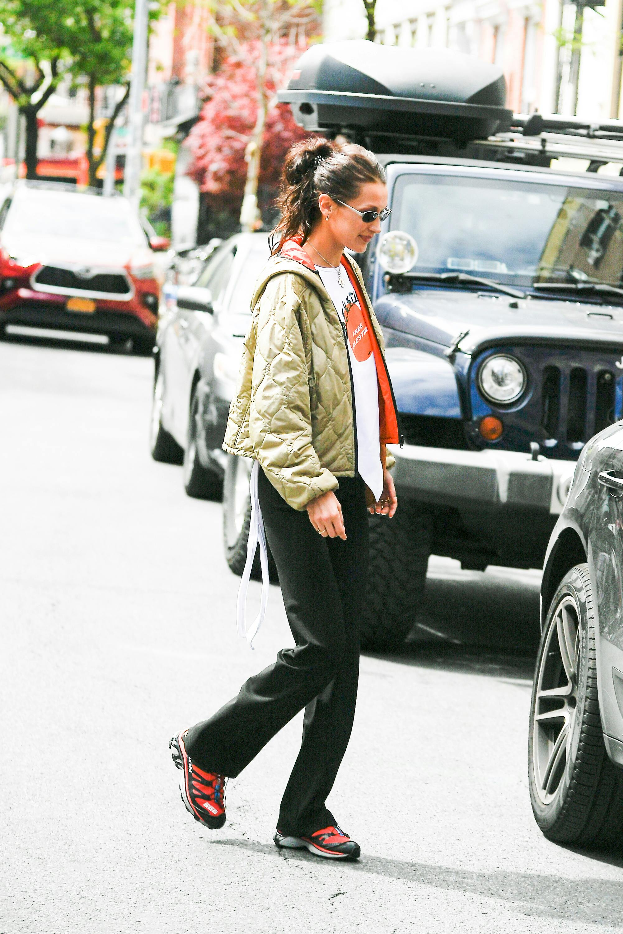 Female celebrities wearing nike air clearance max